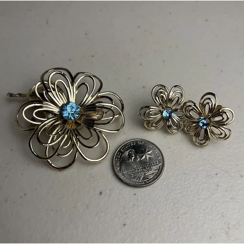 Gold Tone Wire Flower Blue Rhinestone Screw Back Earrings & Brooch Pin Set MCM